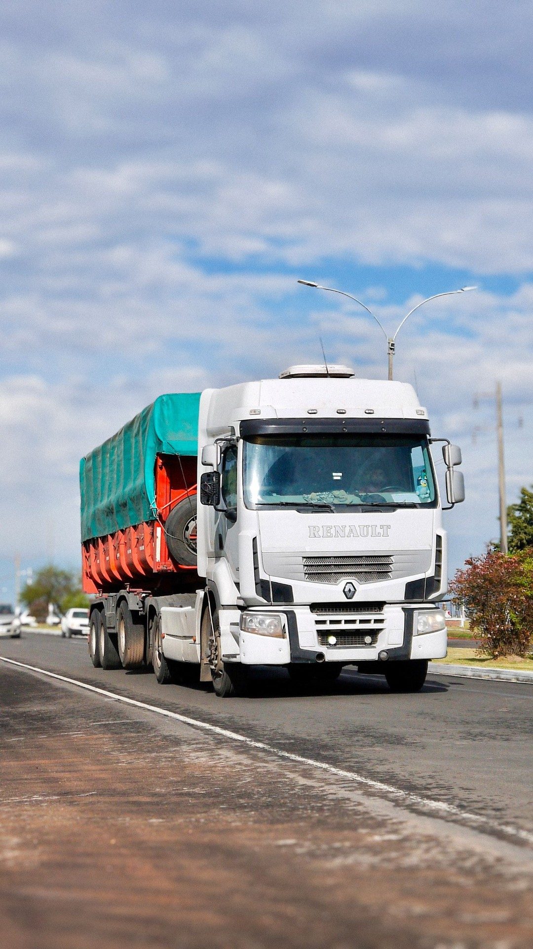 Long-haul Trucks